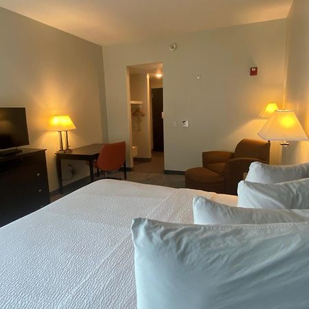วินเกท บาย วินด์แฮม สเตท อารีนา รอลีจ์/แครี Hotel ราลลี ภายนอก รูปภาพ