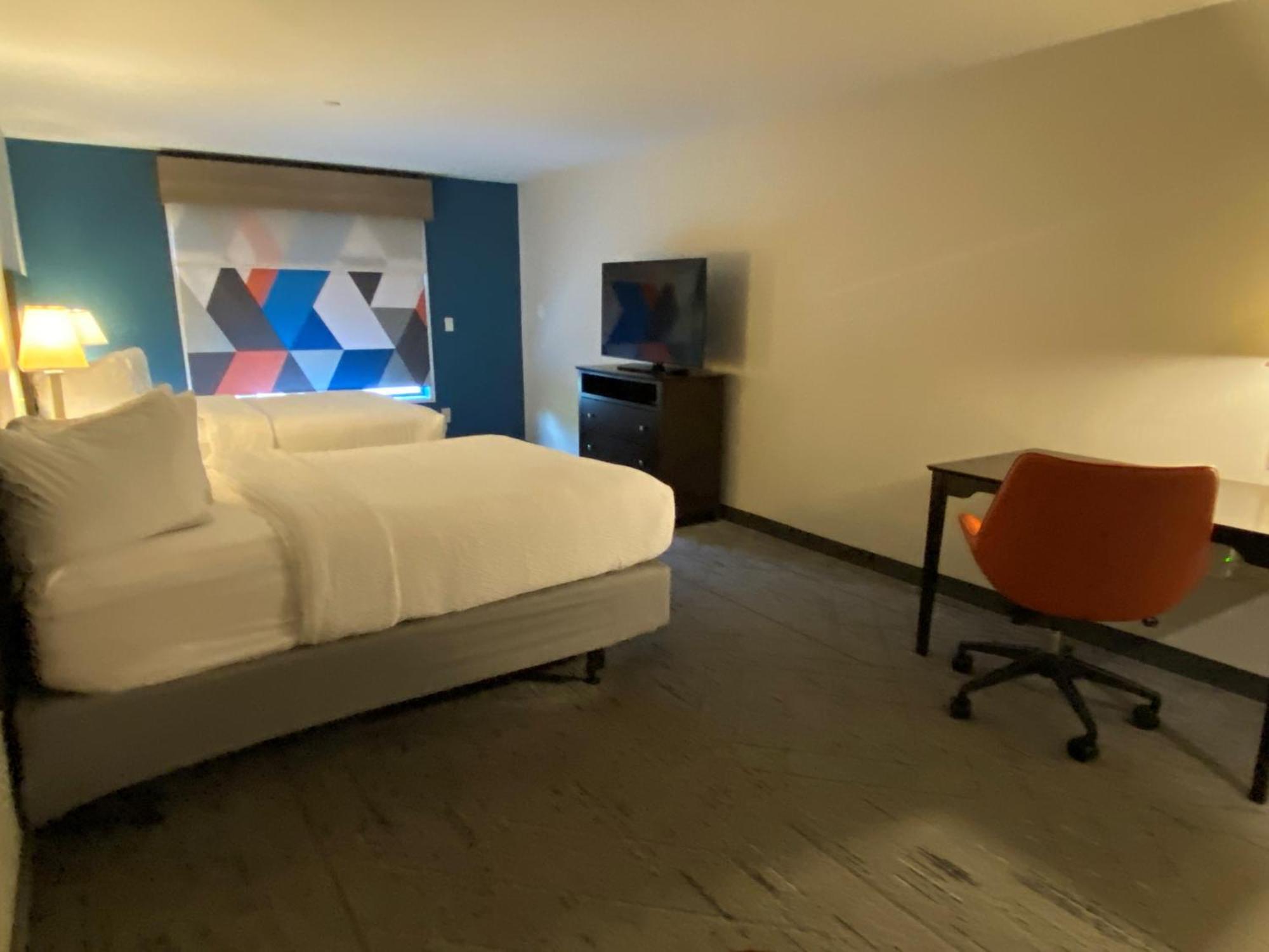 วินเกท บาย วินด์แฮม สเตท อารีนา รอลีจ์/แครี Hotel ราลลี ภายนอก รูปภาพ
