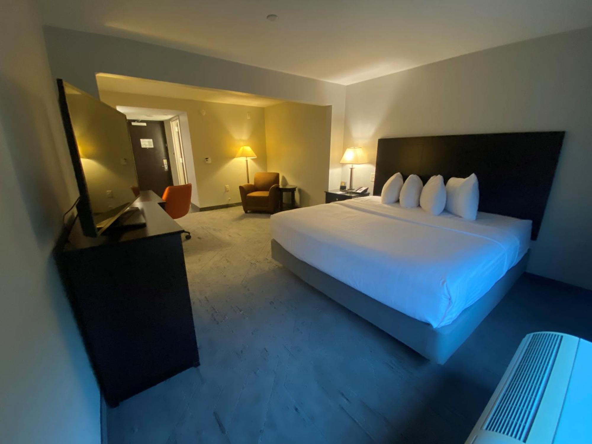 วินเกท บาย วินด์แฮม สเตท อารีนา รอลีจ์/แครี Hotel ราลลี ภายนอก รูปภาพ