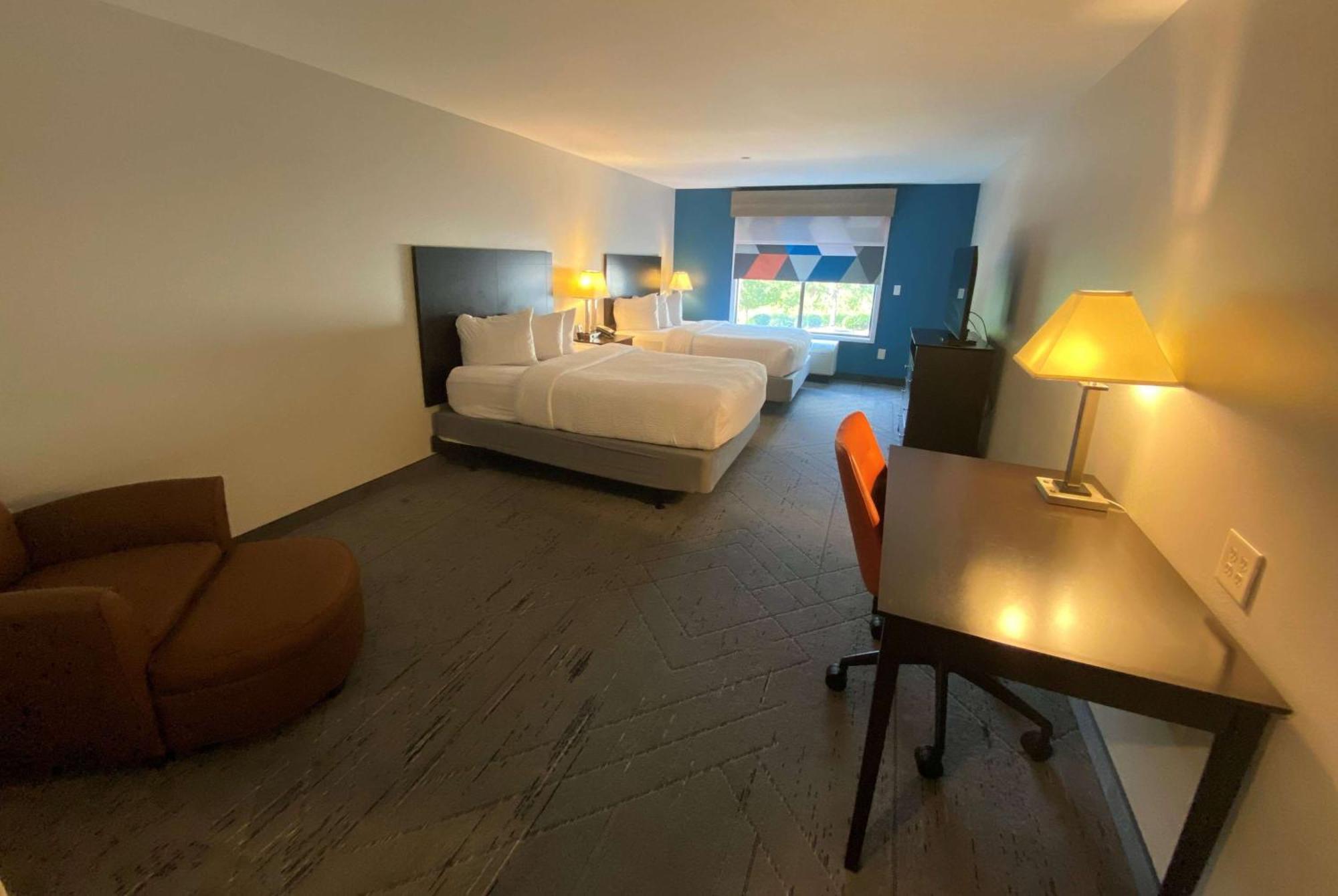 วินเกท บาย วินด์แฮม สเตท อารีนา รอลีจ์/แครี Hotel ราลลี ภายนอก รูปภาพ